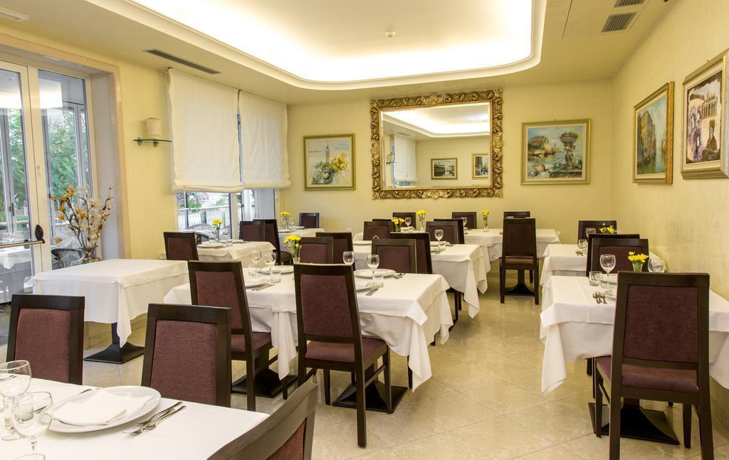 לידו די ג'סולו Hotel Helios מראה חיצוני תמונה