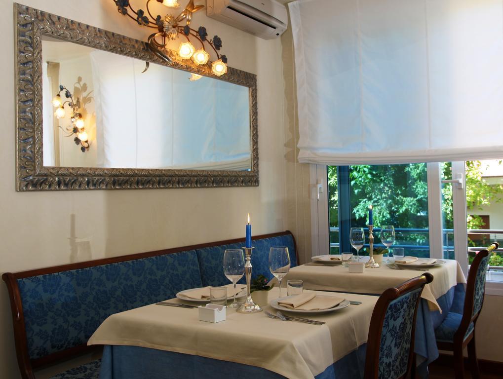 לידו די ג'סולו Hotel Helios מראה חיצוני תמונה