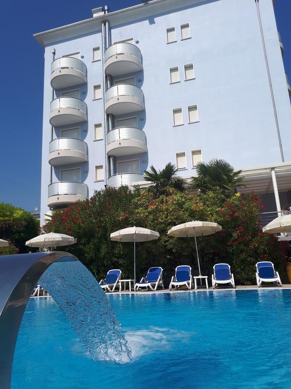 לידו די ג'סולו Hotel Helios מראה חיצוני תמונה