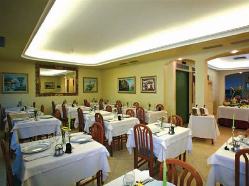לידו די ג'סולו Hotel Helios מראה חיצוני תמונה