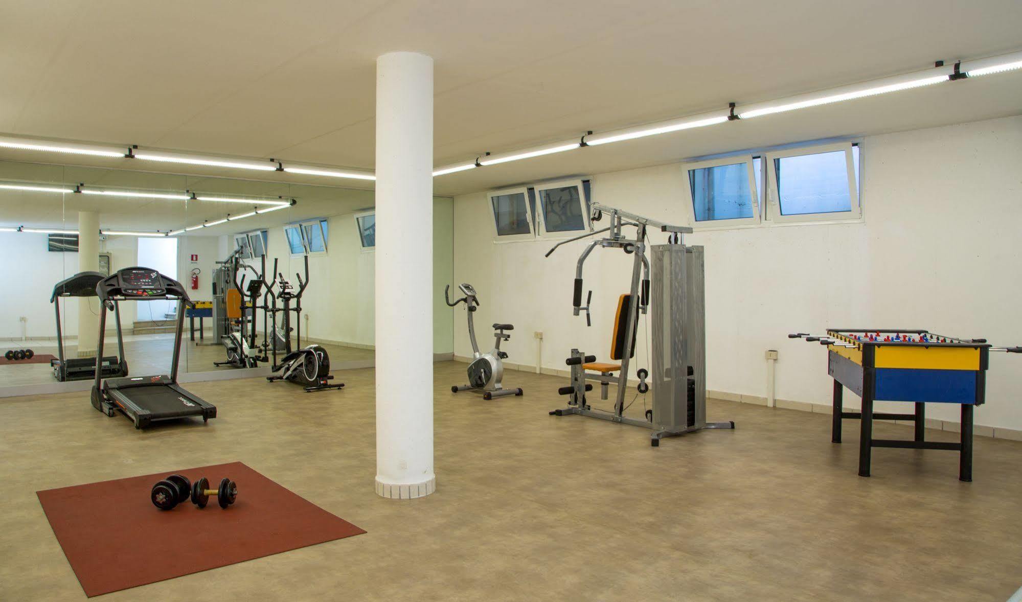 לידו די ג'סולו Hotel Helios מראה חיצוני תמונה